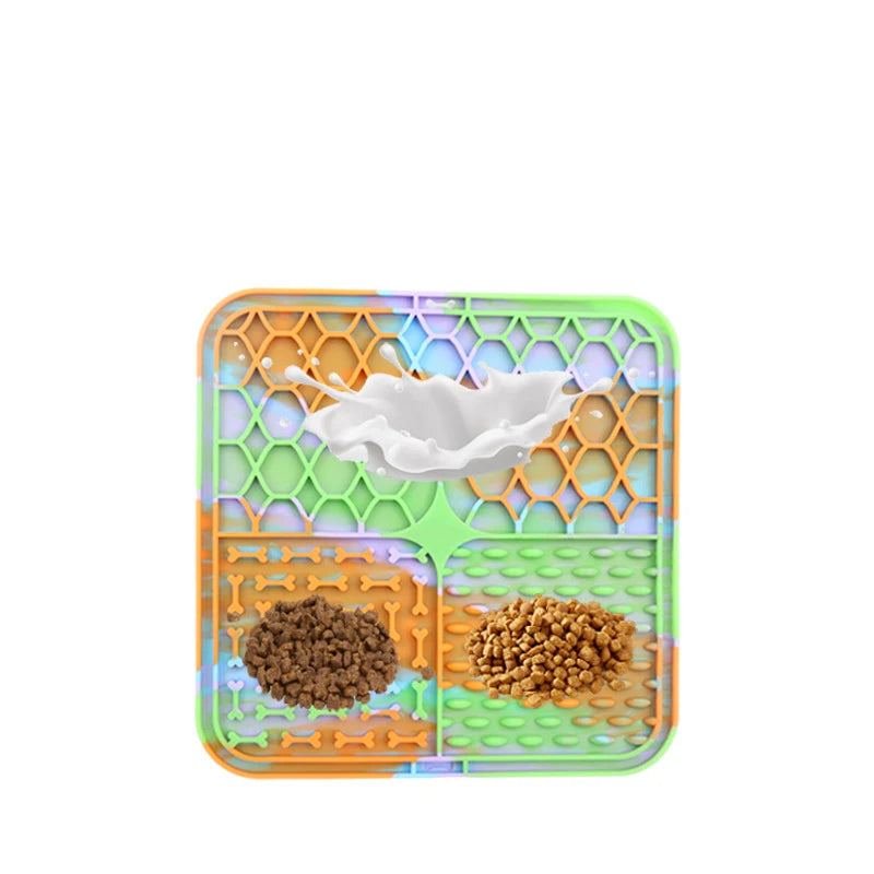 Silicone lick mat for dogs and cats, photo 5 of 23