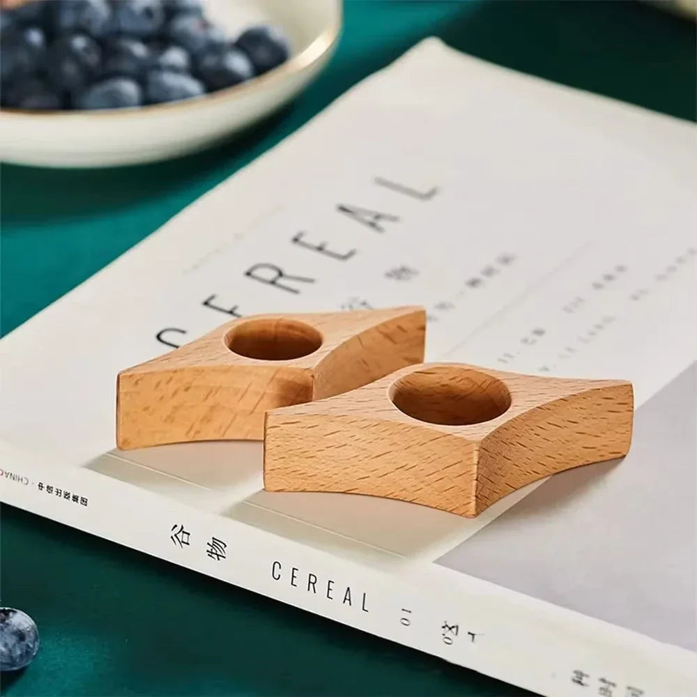 Wooden thumb page holder, photo 2 of 9