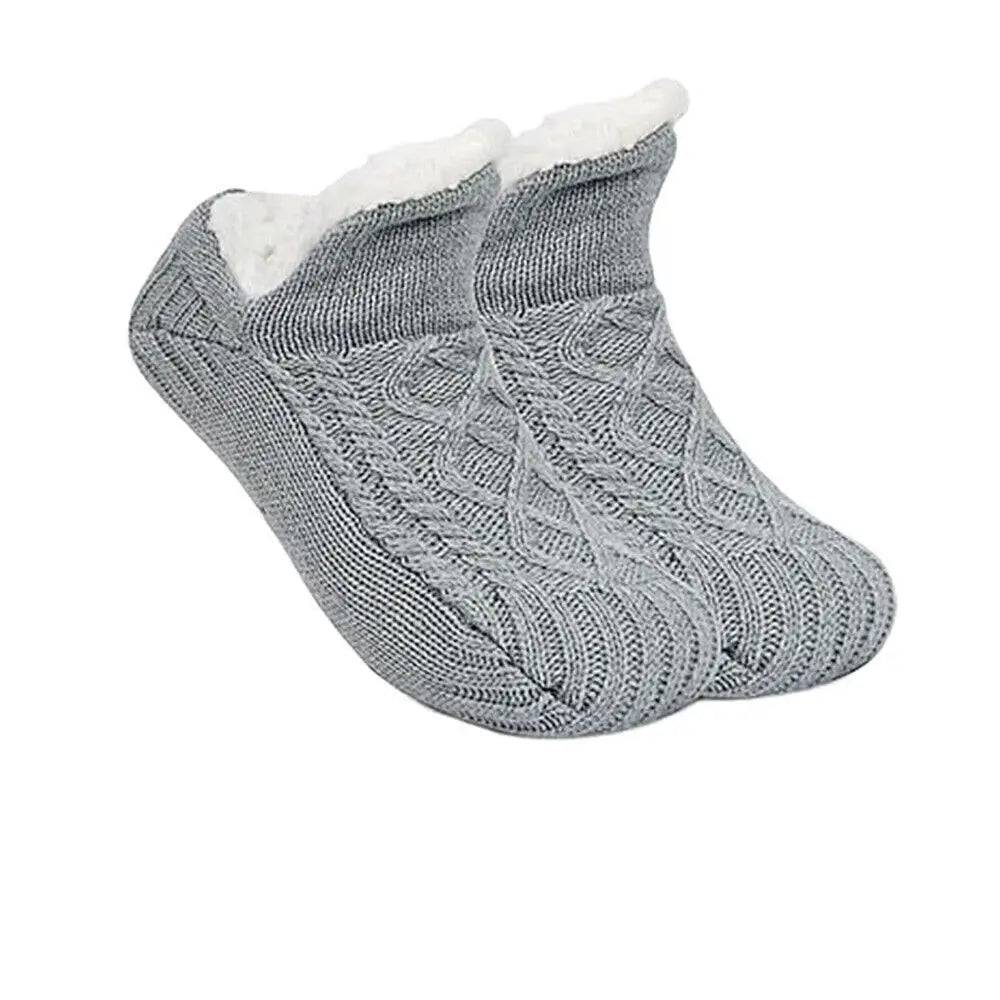 Fuzzy grip slipper socks, 2 pairs, photo 11 of 12